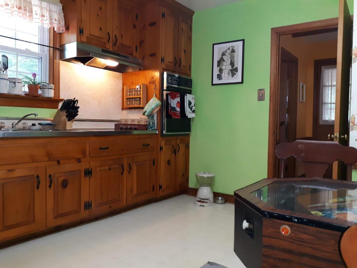 Quiet, Clean House W/ Steel Balls Bed & Breakfast Richmond Luaran gambar